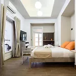 Piazza Nicola 14 Apartment *